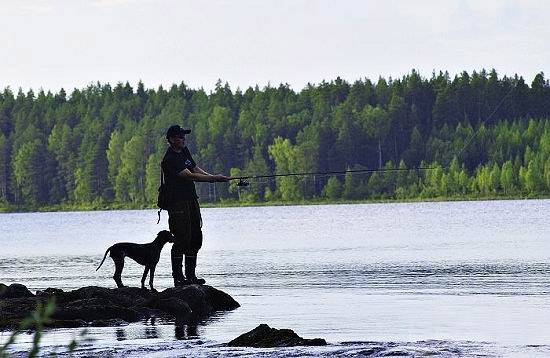 享受芬兰夏日垂钓乐趣钓鱼爱好者的天堂(图5)