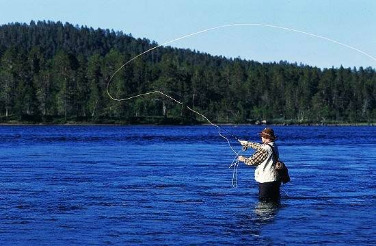 享受芬兰夏日垂钓乐趣钓鱼爱好者的天堂(图6)